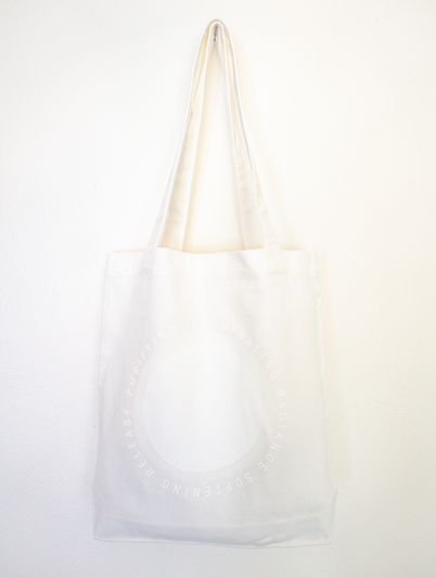white ray tote bag